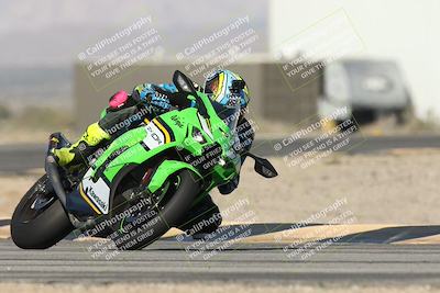 media/Jan-15-2026-Racers Edge (Thu) [[dfebeb70ab]]/2-A Group/Session 3 (Turn 16)/